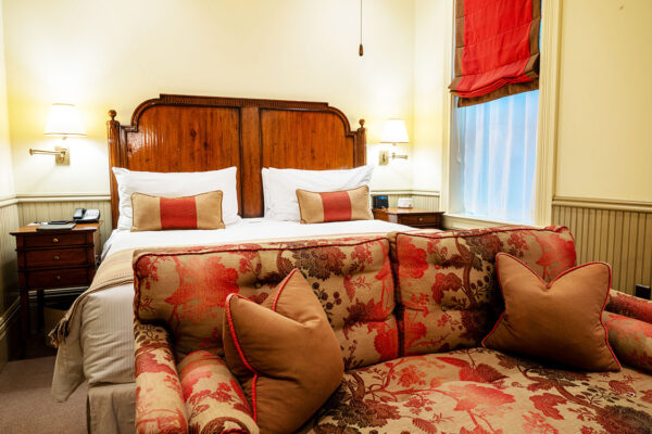 Cozy Rooms